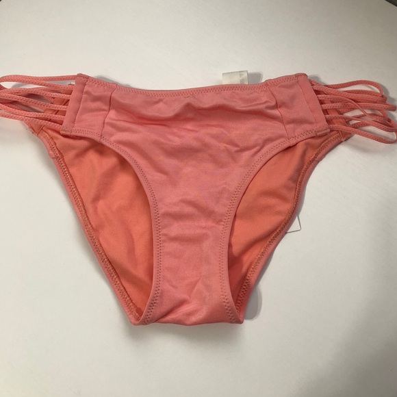 Abercrombie & Fitch Coral Bikini Bottom - Size M - NWT - Picture 1 of 4